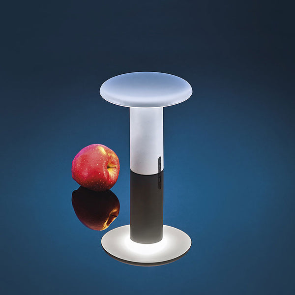 Artemide Takku LED-Tischleuchte mit Akku