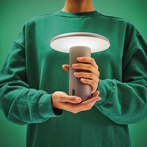 Artemide Takku LED-Tischleuchte mit Akku