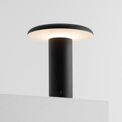 Artemide Takku LED-Tischleuchte mit Akku