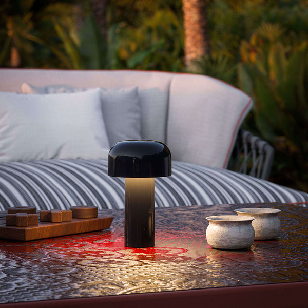 FLOS Bellhop Unplugged LED-Akkuleuchte