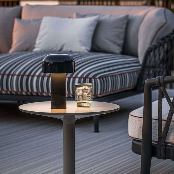 FLOS Bellhop Unplugged LED-Akkuleuchte