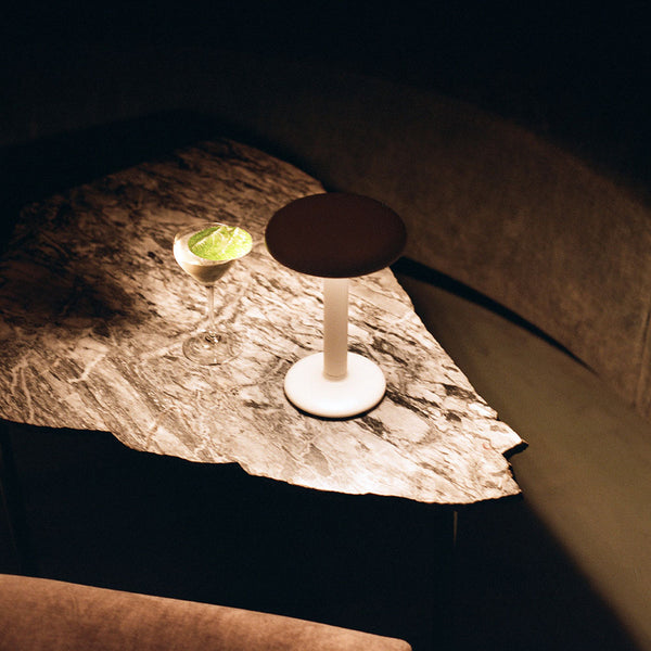 FLOS Gustave Residential LED-Akkuleuchte