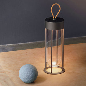 FLOS In Vitro Unplugged LED-Akkuleuchte