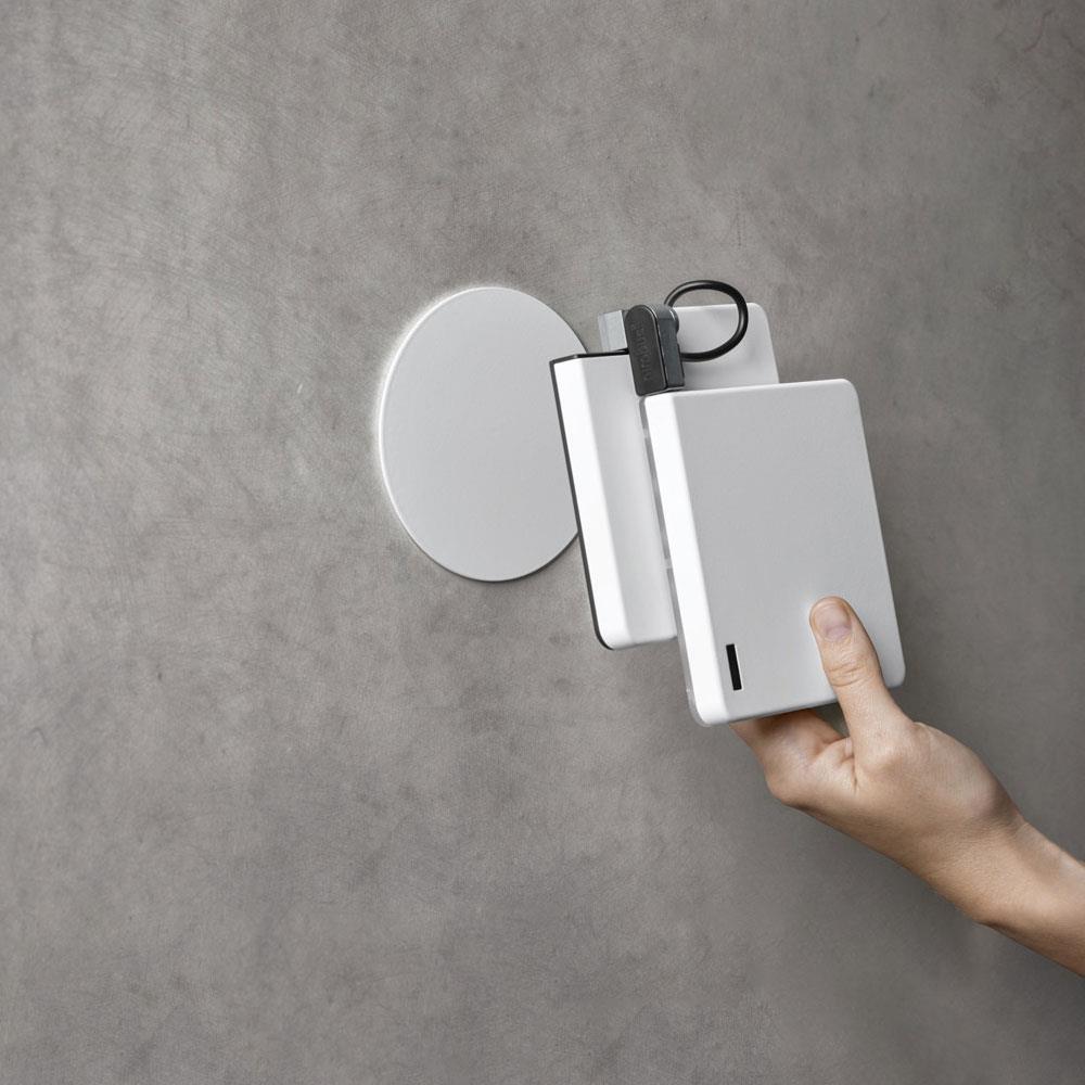 Nimbus Roxxane Fly Pad Wandhalterung für Schraubmontage