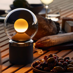 Occhio Luna pura LED-Akkuleuchte