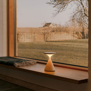 GRAU Salt LED-Akkuleuchte