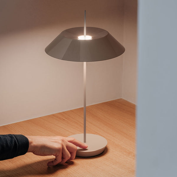 Vibia Mayfair Mini 5495 LED-Tischleuchte mit Akku