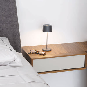 Zafferano Olivia Pro Micro LED-Akkuleuchte